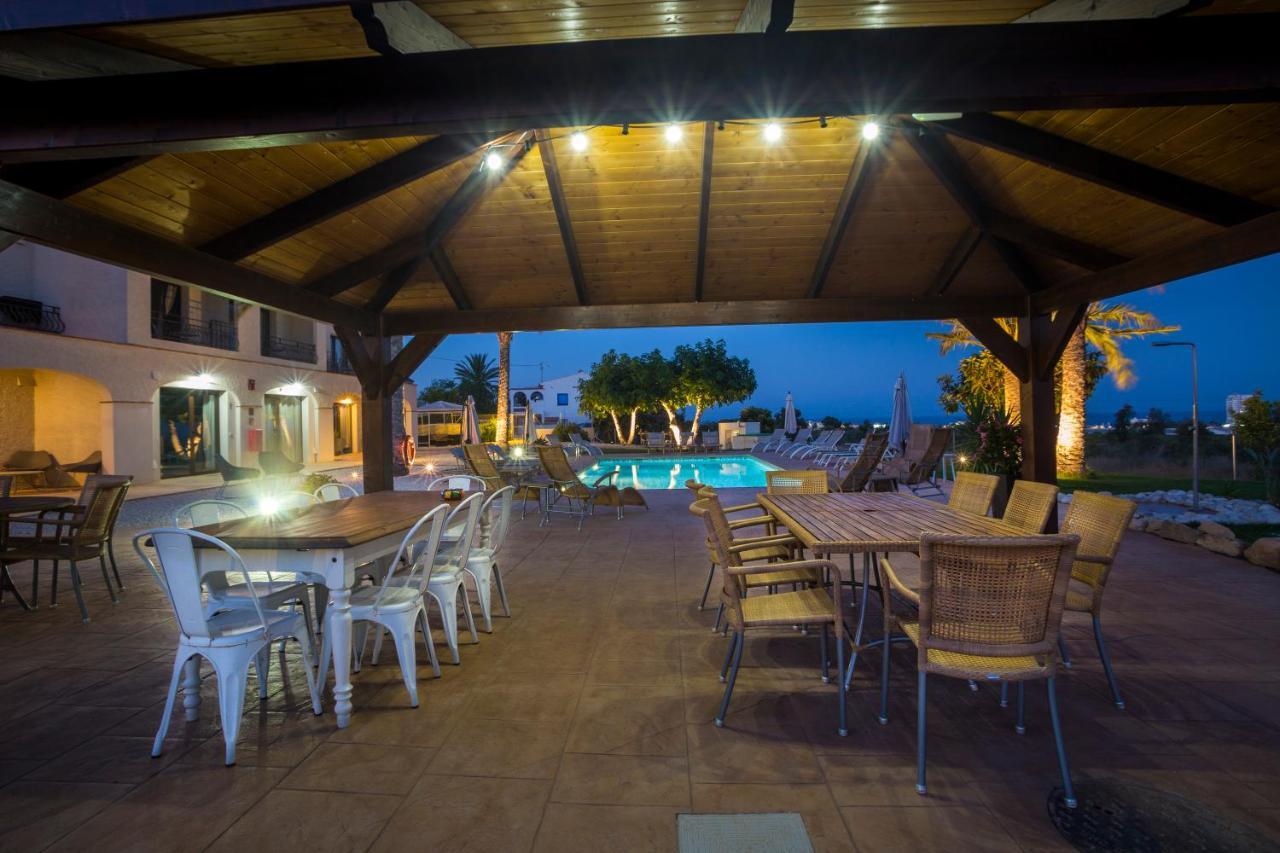 Aparthotel Camp El Planet L'Alfas del Pi Exterior foto